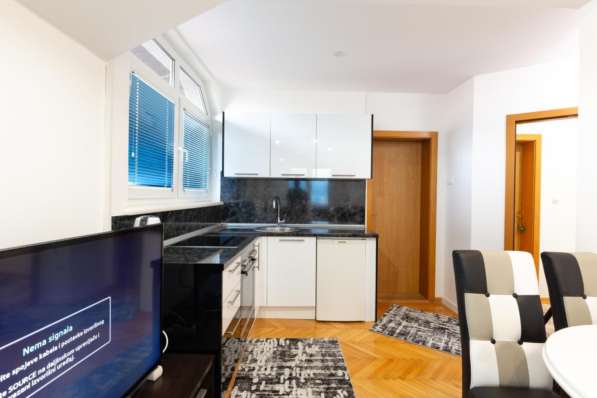 Evergreen Apartments Високо Экстерьер фото