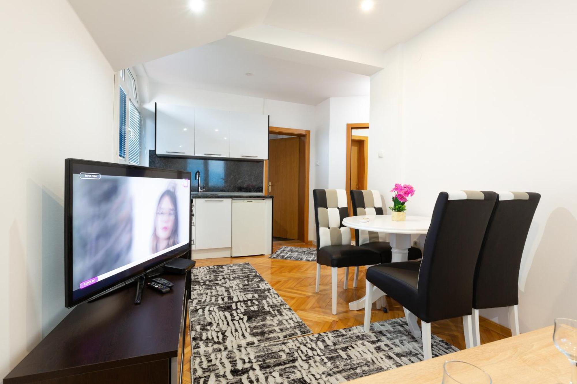 Evergreen Apartments Високо Экстерьер фото