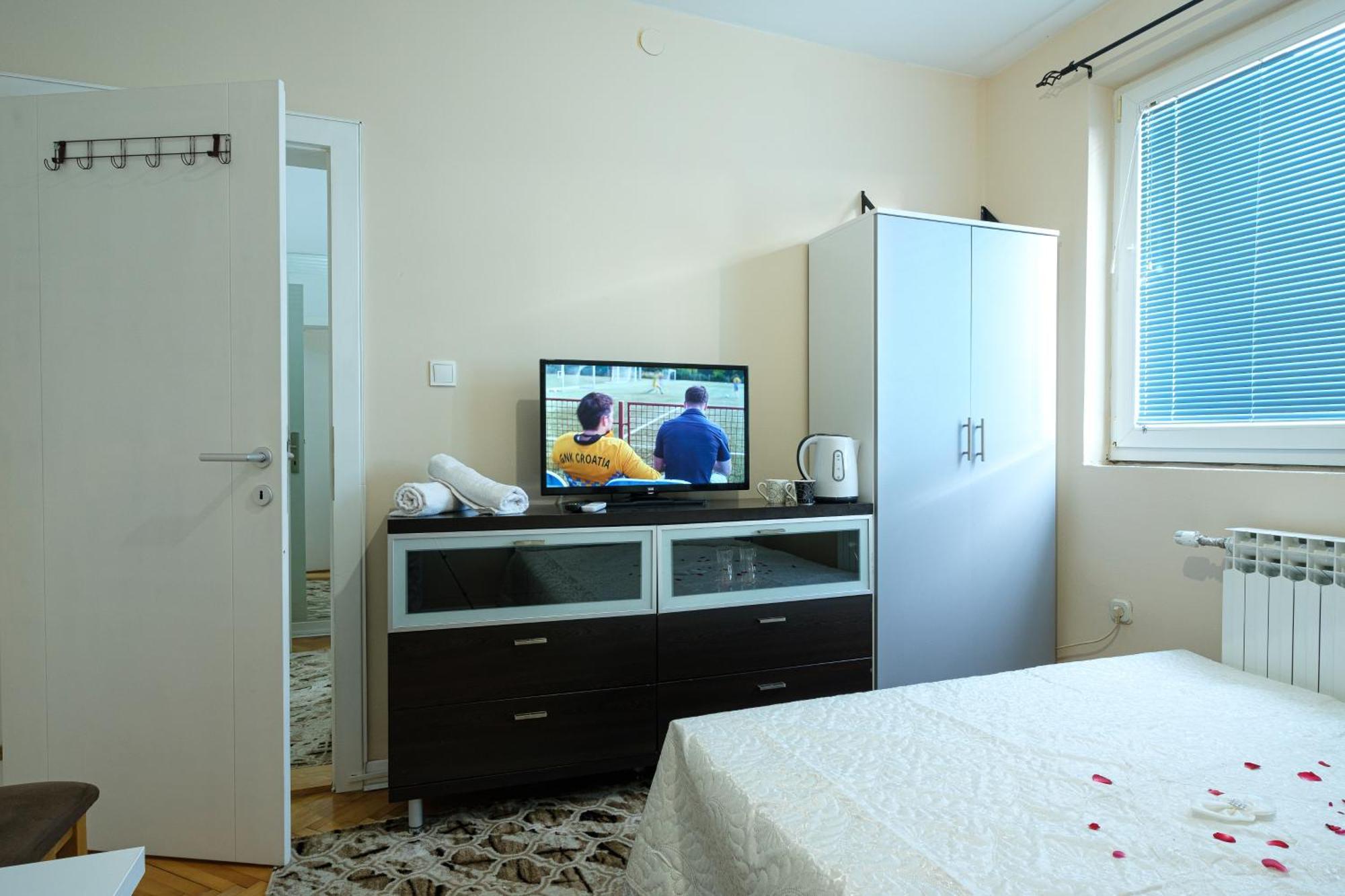 Evergreen Apartments Високо Экстерьер фото